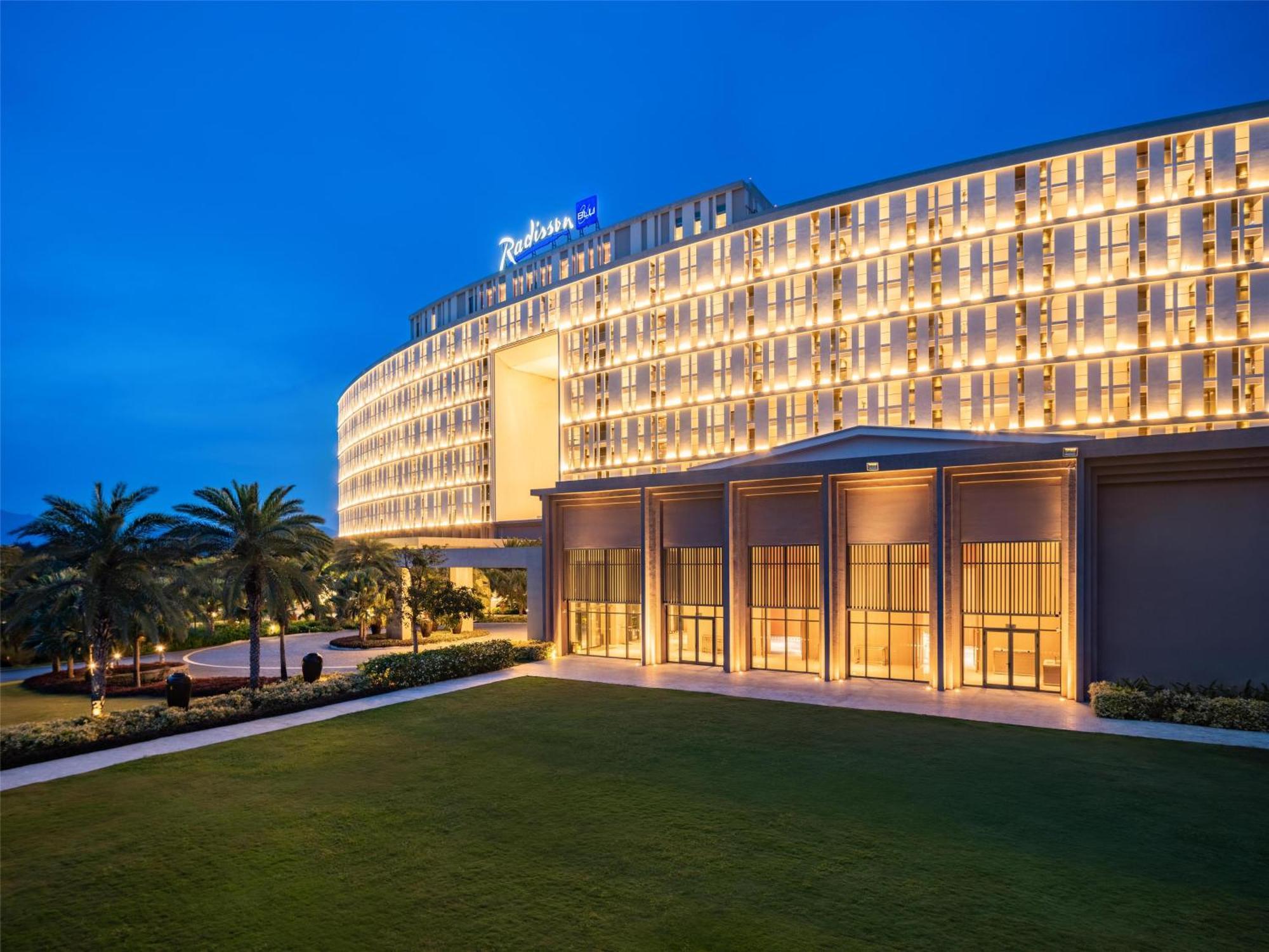 Radisson Blu Resort Cam Ranh Нячанг Экстерьер фото