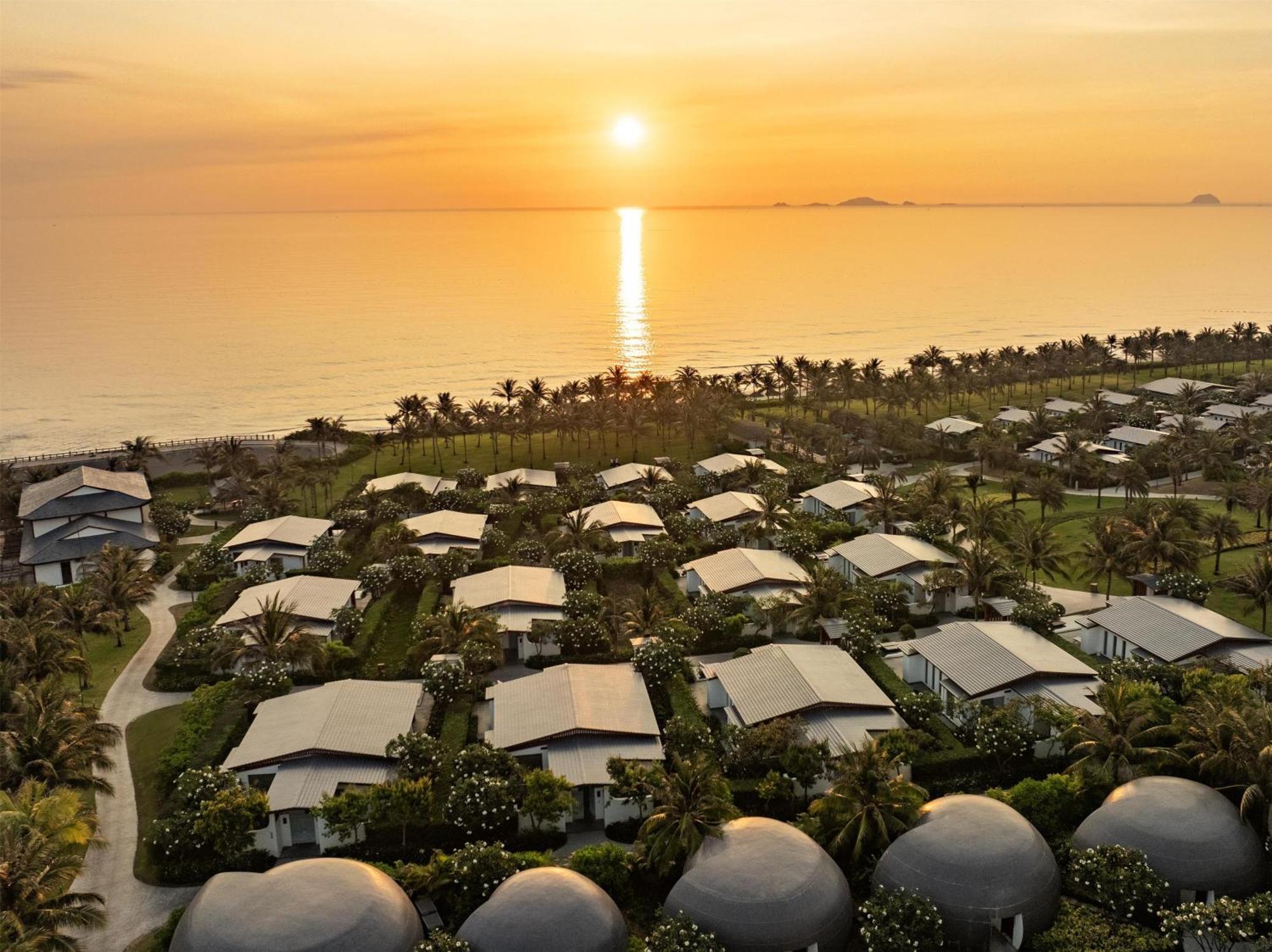 Radisson Blu Resort Cam Ranh Нячанг Экстерьер фото